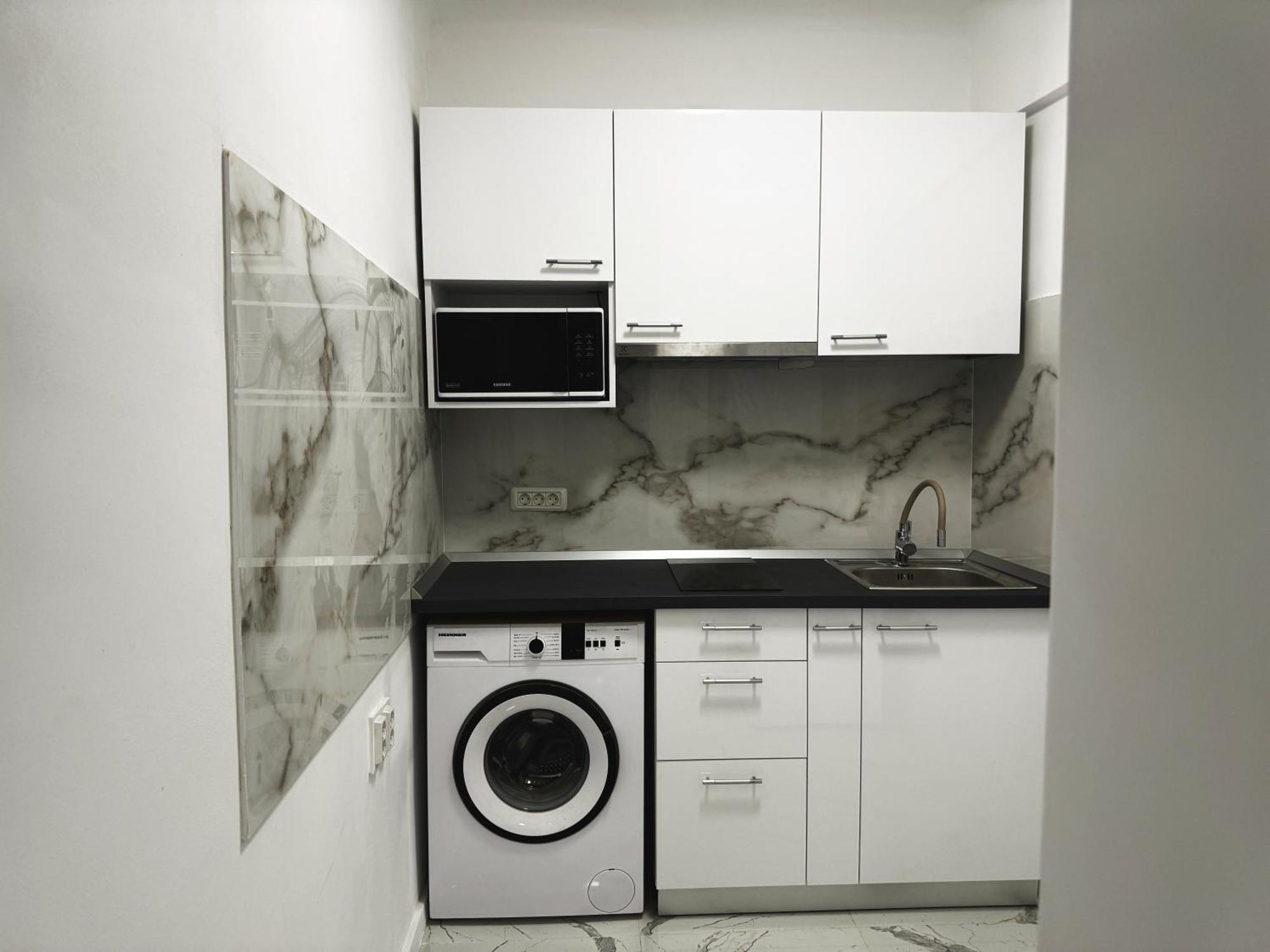 Loving Downtown Studio By Chr Luxury Property Bukares Bagian luar foto
