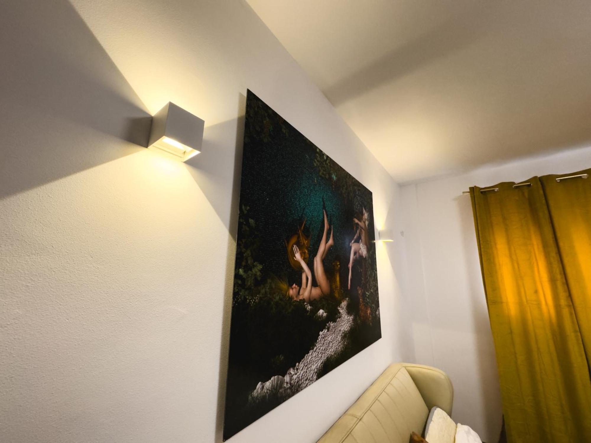 Loving Downtown Studio By Chr Luxury Property Bukares Bagian luar foto